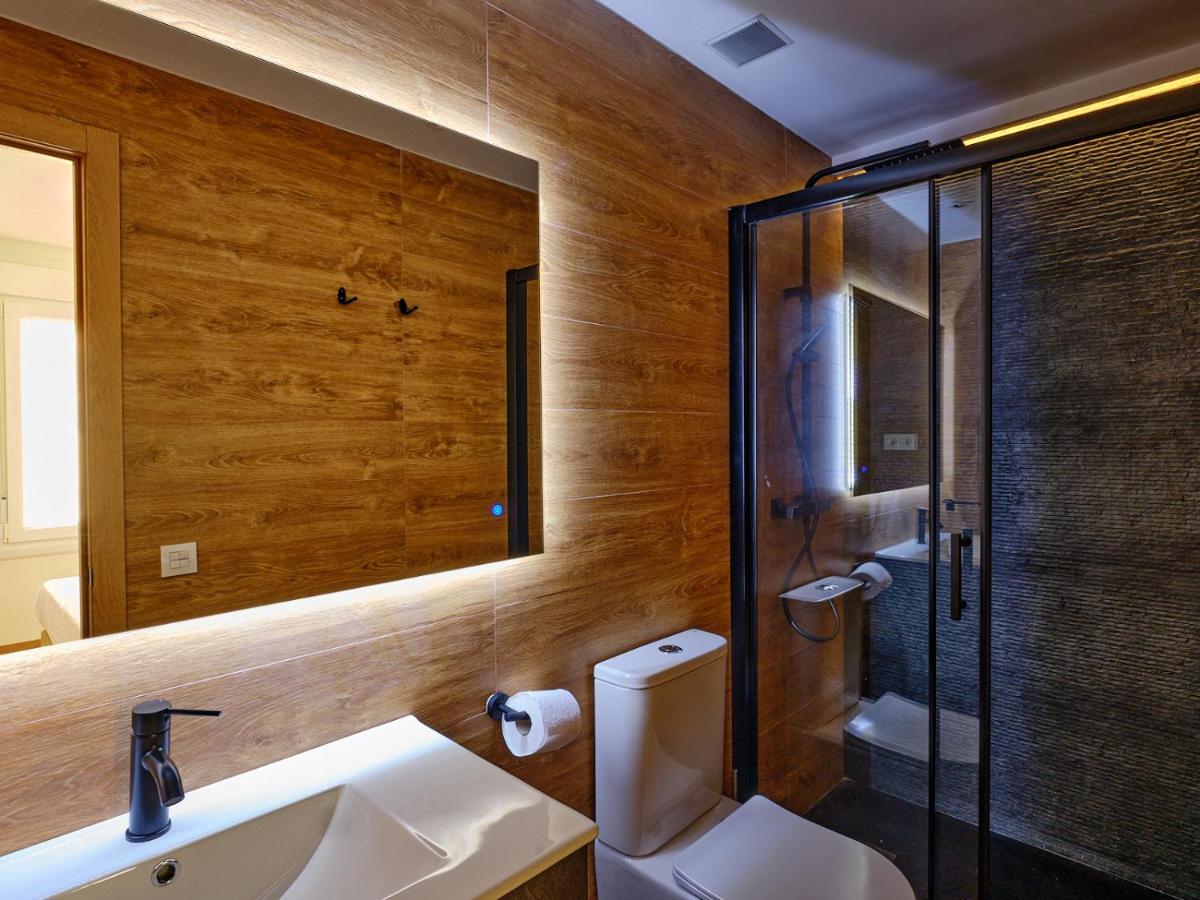 Leo Home- Bright & Centric 3 Bedrooms Apartment With Private Parking Included Málaga Eksteriør bilde
