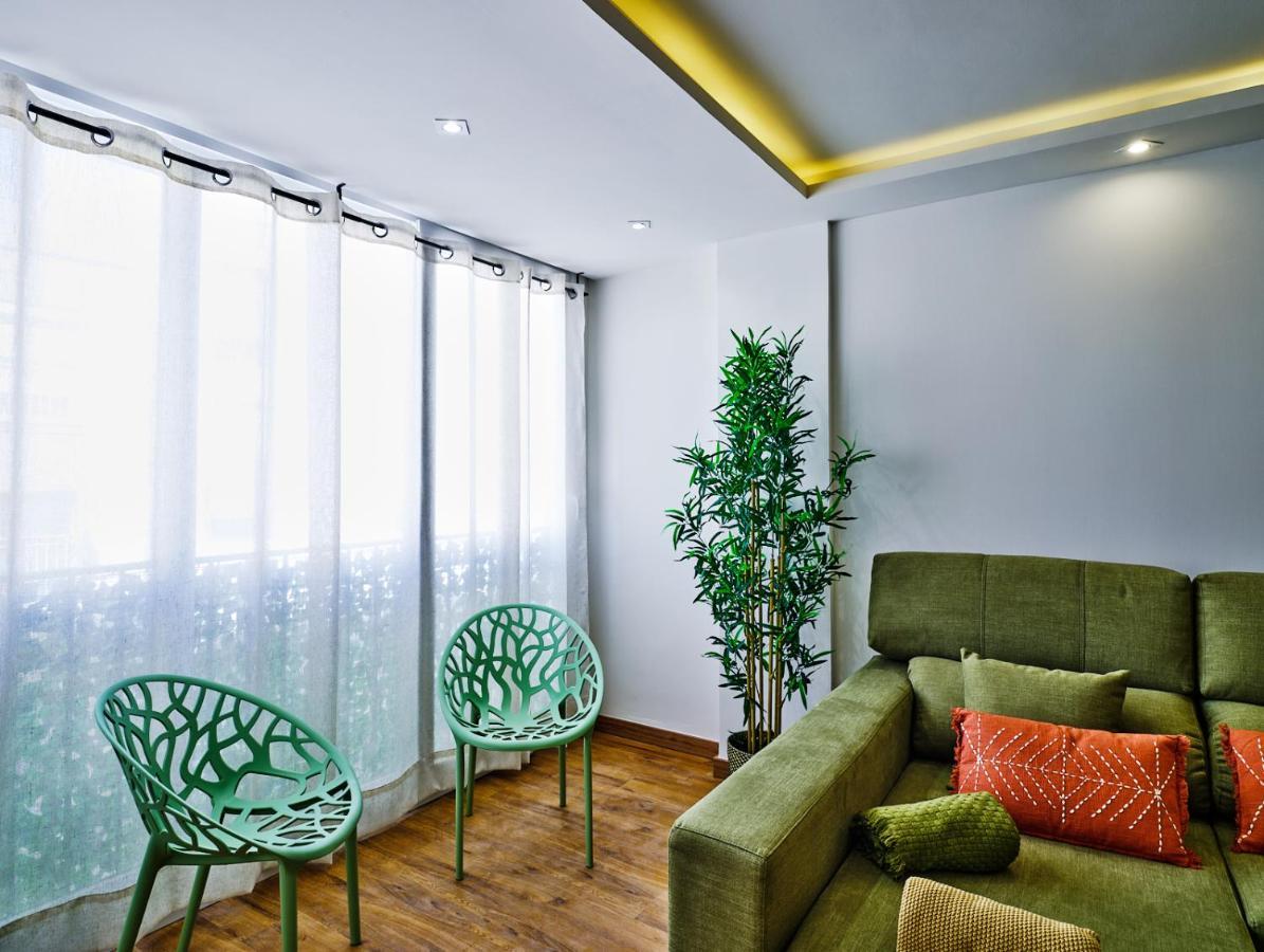 Leo Home- Bright & Centric 3 Bedrooms Apartment With Private Parking Included Málaga Eksteriør bilde