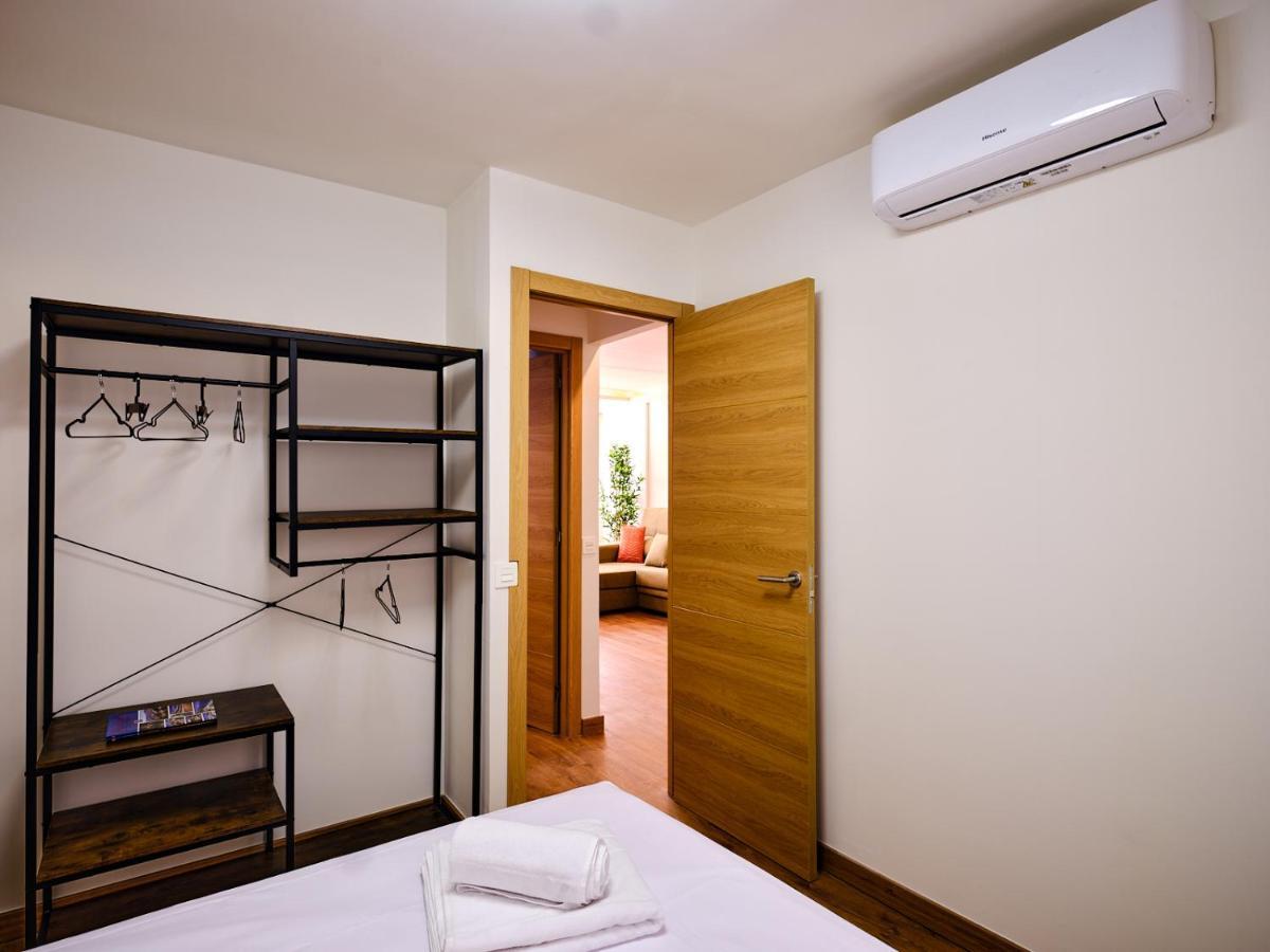 Leo Home- Bright & Centric 3 Bedrooms Apartment With Private Parking Included Málaga Eksteriør bilde